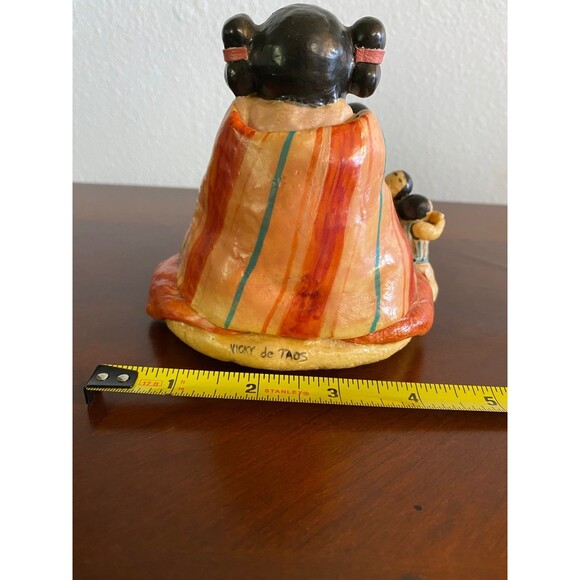 Navaho Indian Art - The Storyteller by Vicky de Taos Small Figurine - Picture 5 of 6